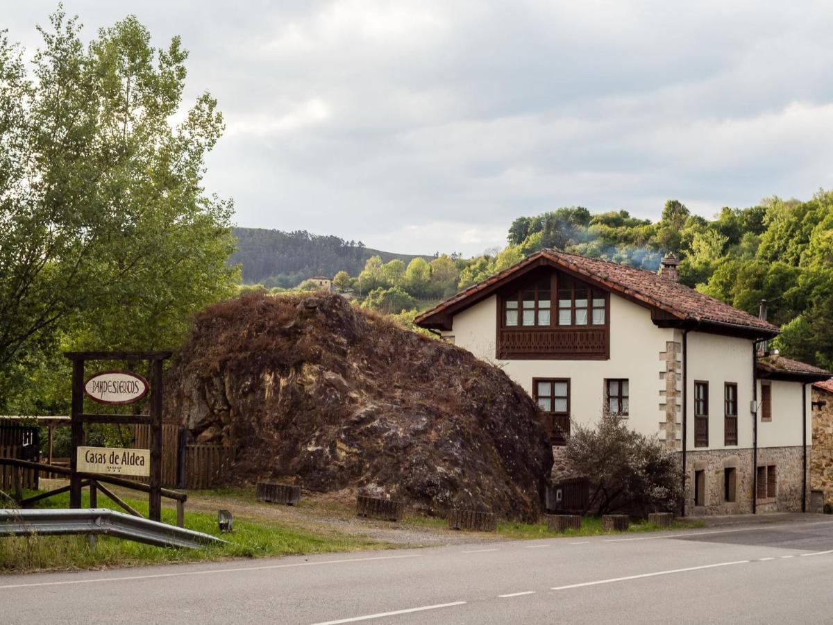 Casas Rurales Pandesiertos Onís Exterior foto