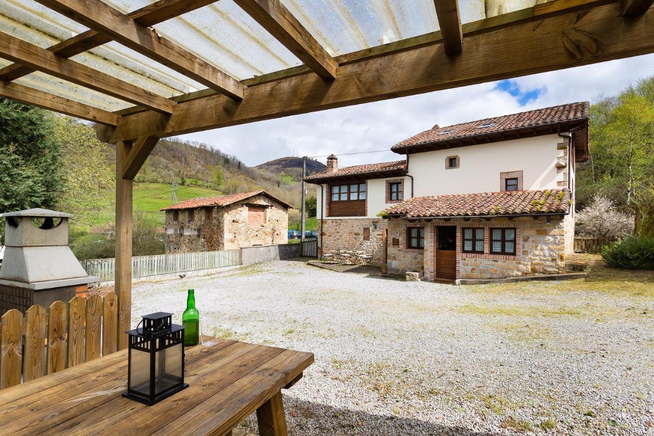 Casas Rurales Pandesiertos Onís Exterior foto