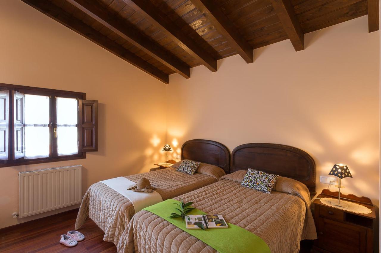 Casas Rurales Pandesiertos Onís Exterior foto
